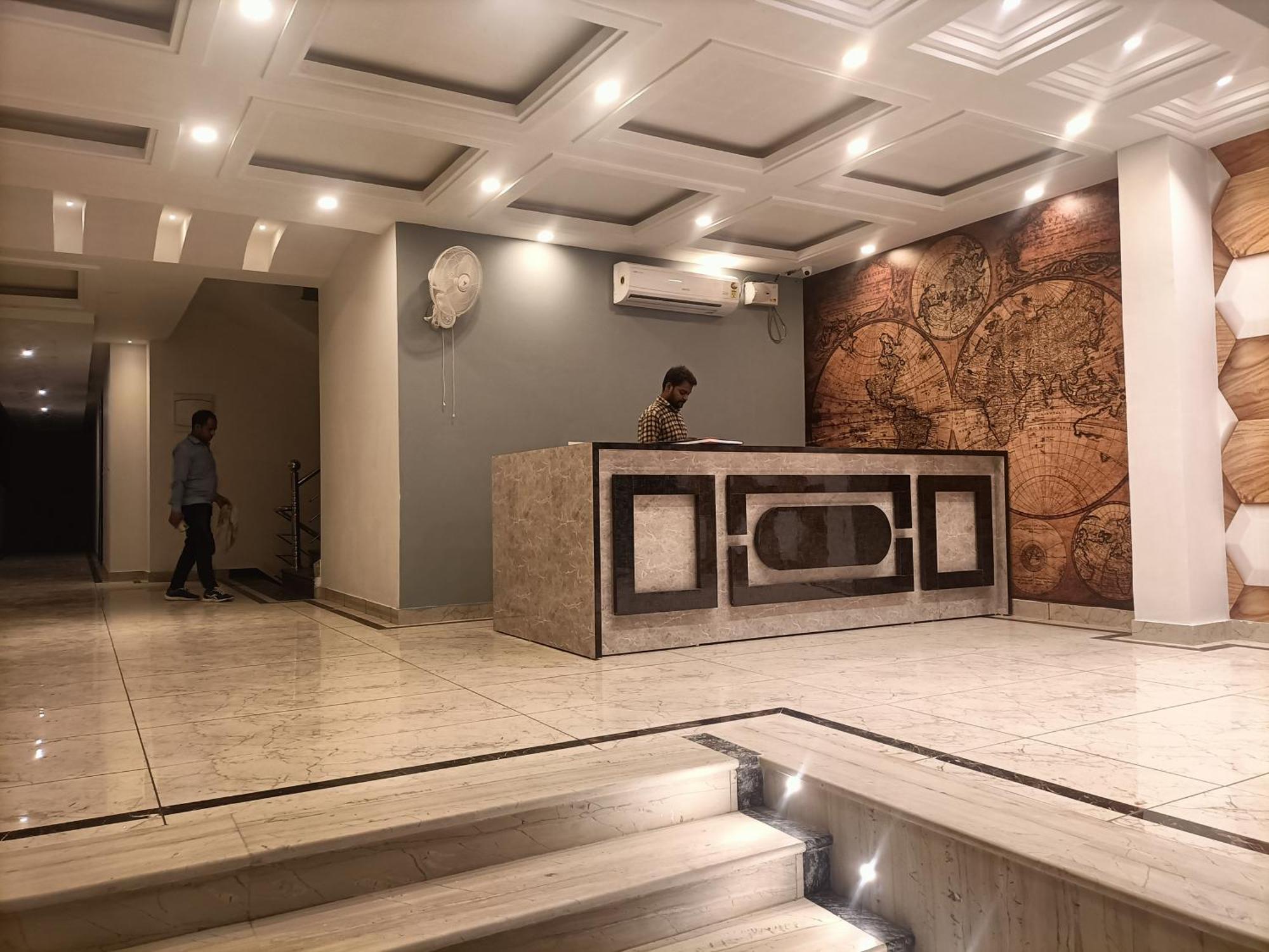 Hotel Vista Premium Tark A Family Hotel Near Igi Airport Delhi New Delhi Eksteriør billede